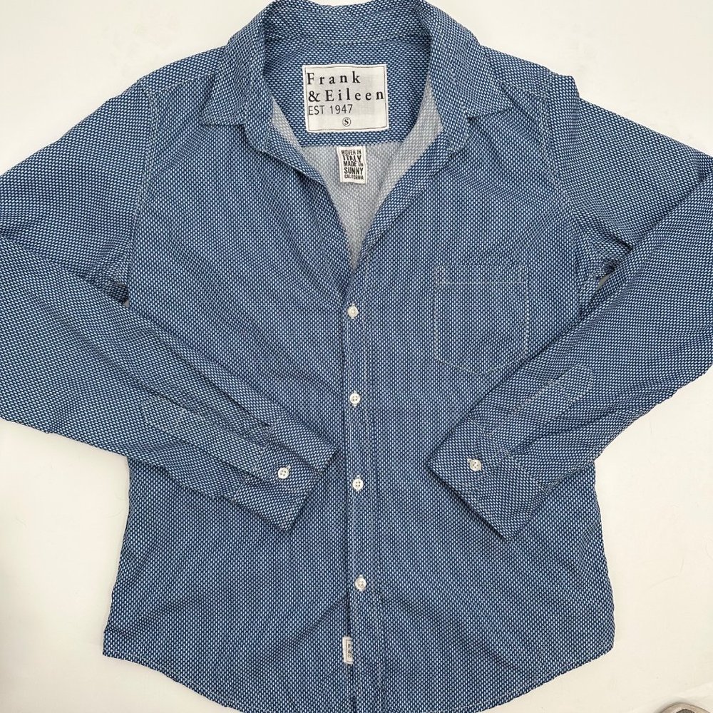 Frank‎ & Eileen Barry Signature Crinkle Shirt Blue White Fish Long Sleeve Small